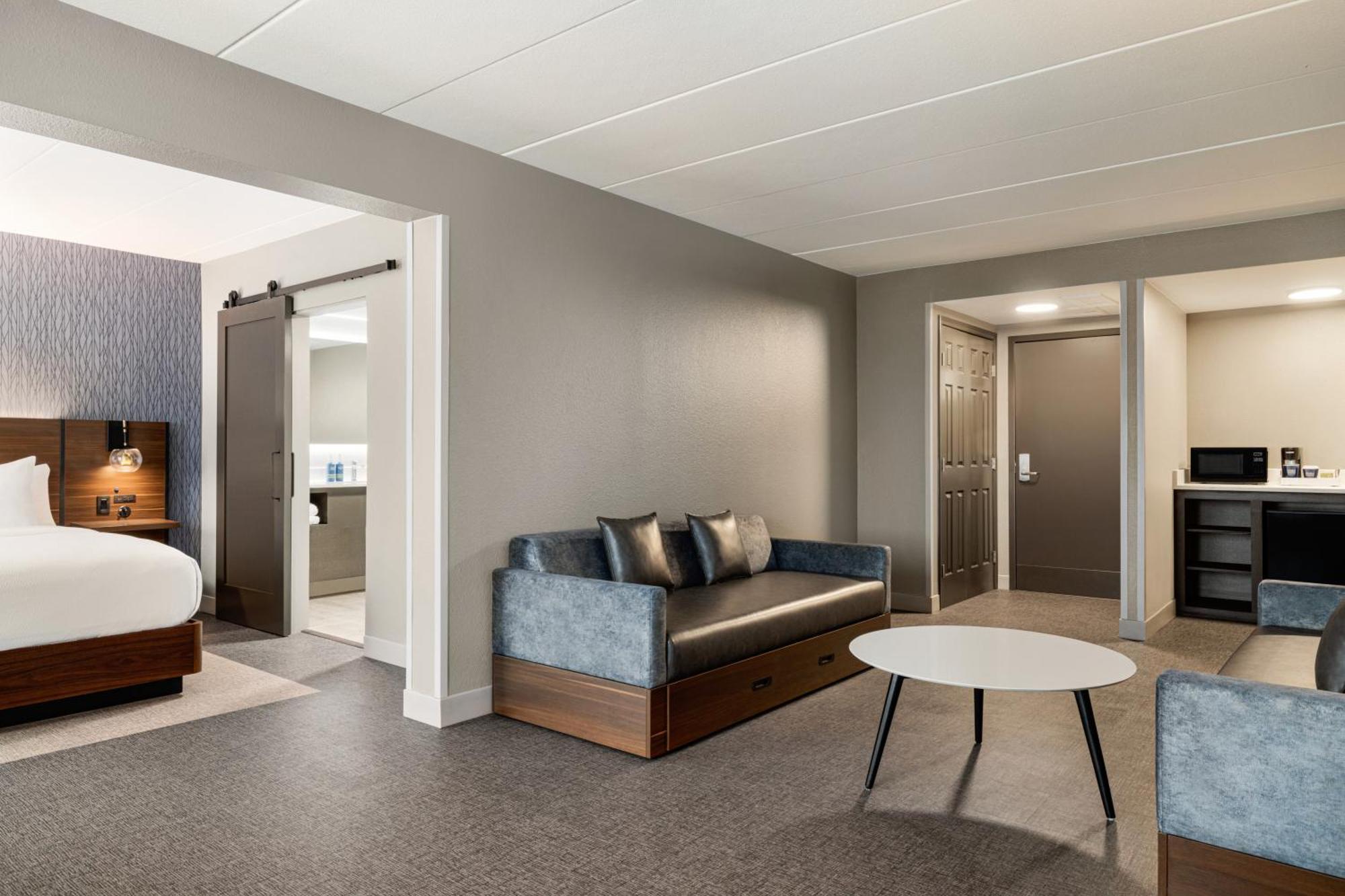 Four Points By Sheraton Columbus-polaris 3*