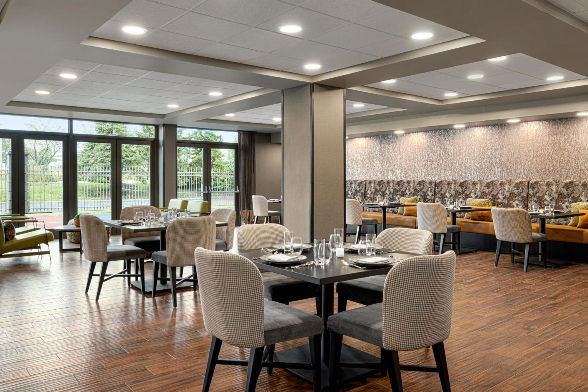 Hotel Four Points By Sheraton Columbus-polaris Columbus